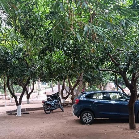 Shankar Homestay Hampi Buitenkant foto